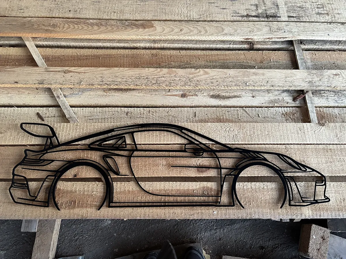 Decorative powder-coated piece
